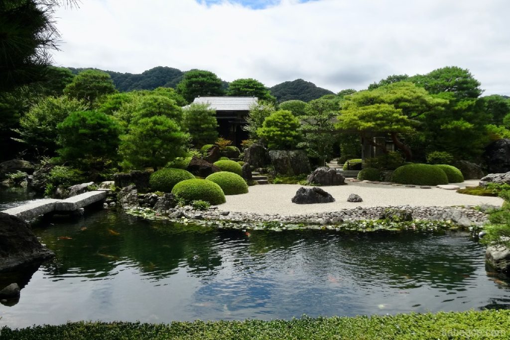 Jardín del Museo de Arte Adachi (jardín acuático)