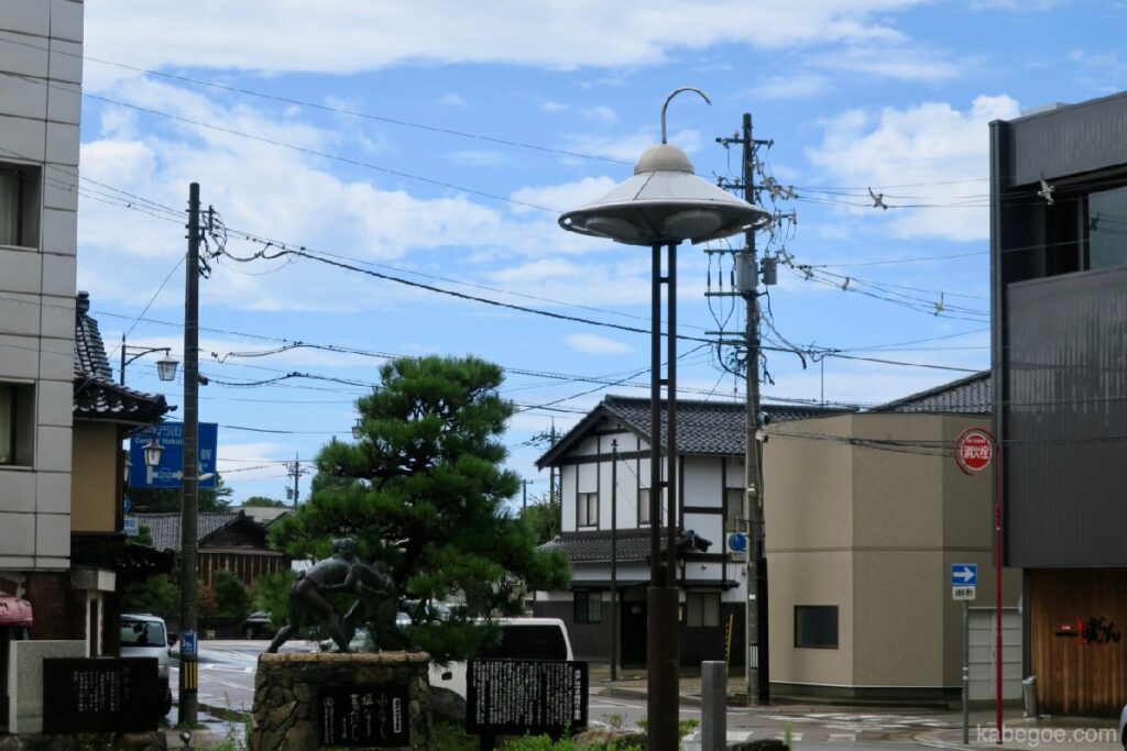 Luz de calle de la ciudad de Hakui OVNI