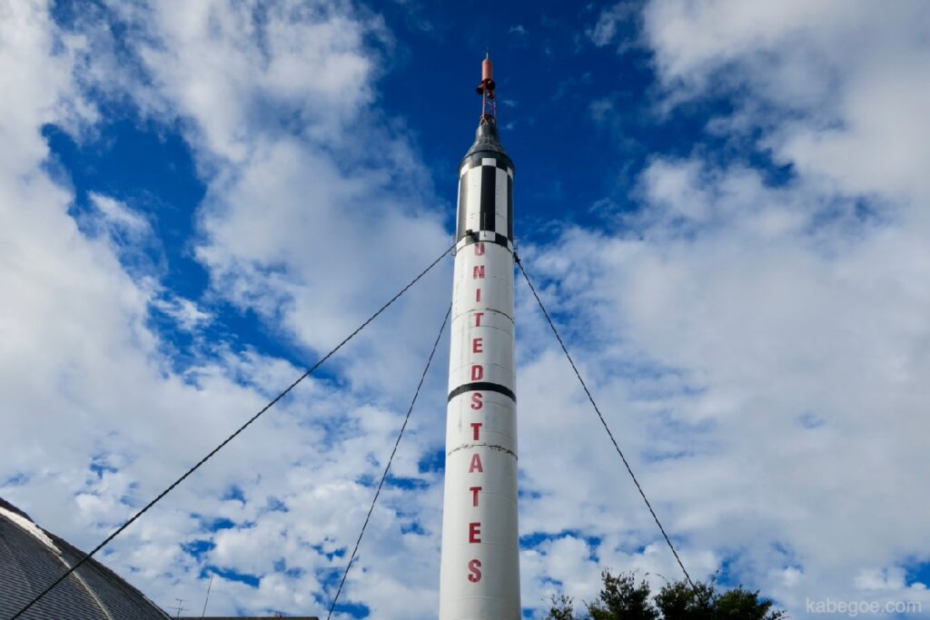 कॉस्मो आइल हकुई का रेडस्टोन रॉकेट